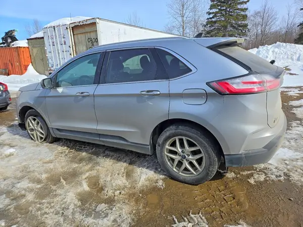 2FMPK4J97NBA40204 2022 FORD EDGE - Image 2