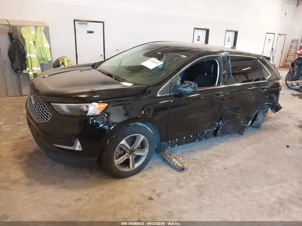 2FMPK4J97PBA17573 2023 FORD EDGE - Image 2