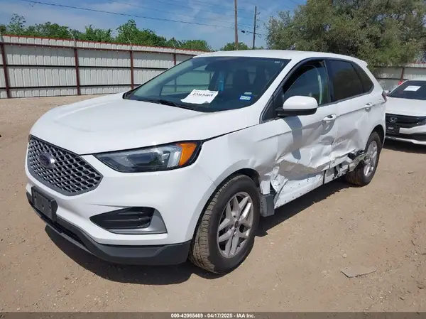 2FMPK4J97PBA47706 2023 FORD EDGE - Image 2