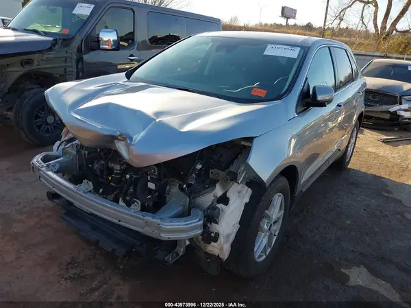 2FMPK4J97RBA19536 2024 FORD EDGE - Image 2