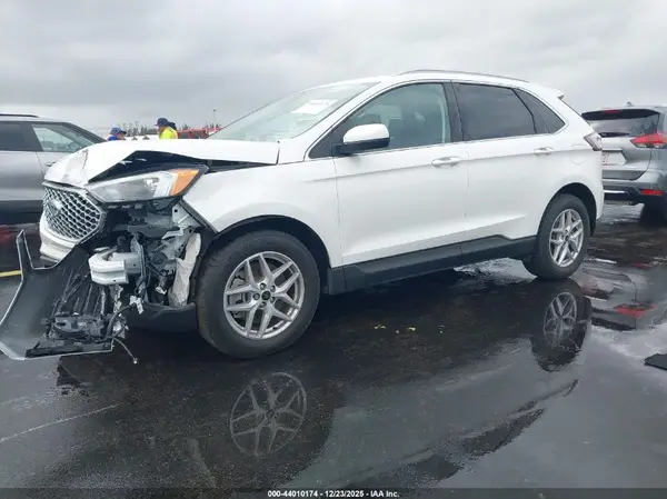 2FMPK4J97RBA59079 2024 FORD EDGE - Image 2