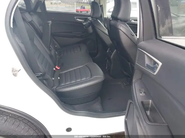 2FMPK4J97RBA59079 2024 FORD EDGE - Image 8