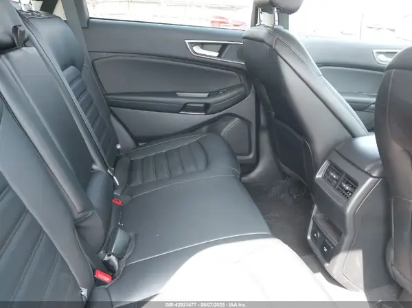 2FMPK4J97RBA63875 2024 FORD EDGE - Image 8