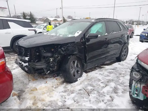 2FMPK4J97RBA64038 2024 FORD EDGE - Image 2