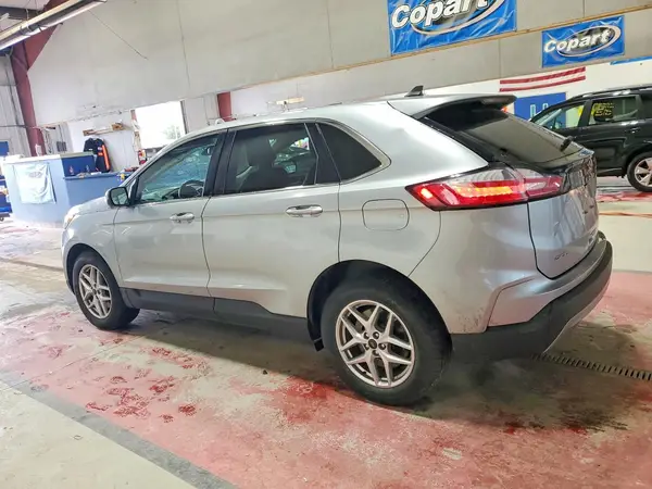 2FMPK4J97RBA70292 2024 FORD EDGE - Image 2