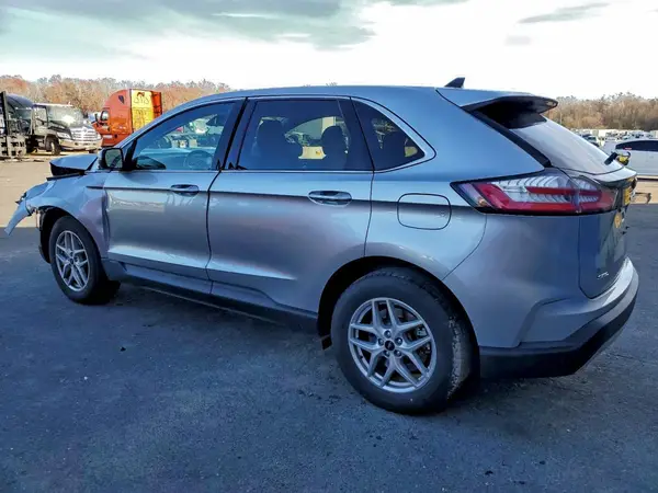 2FMPK4J97RBA88064 2024 FORD EDGE - Image 2