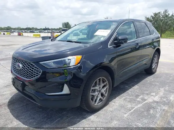 2FMPK4J97RBA94298 2024 FORD EDGE - Image 2