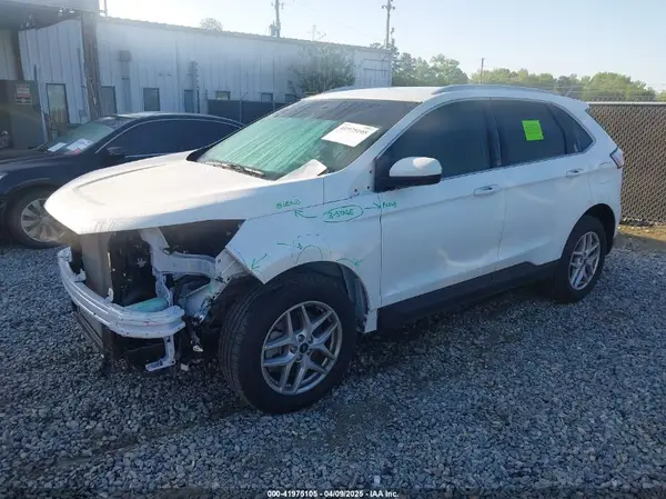 2FMPK4J97RBB16865 2024 FORD EDGE - Image 2