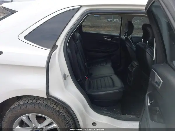2FMPK4J98KBB18761 2019 FORD EDGE - Image 8