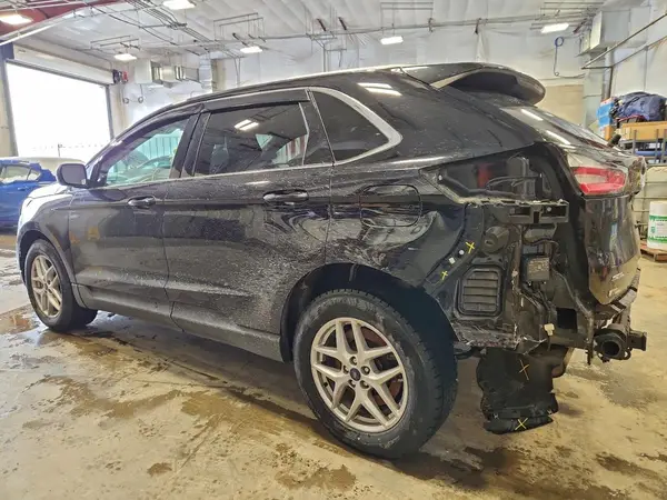 2FMPK4J98MBA19392 2021 FORD EDGE - Image 2