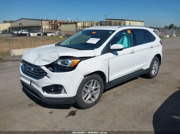 2FMPK4J98MBA38394 2021 FORD EDGE - Image 2