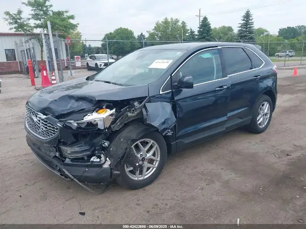 2FMPK4J98RBA48253 2024 FORD EDGE - Image 2