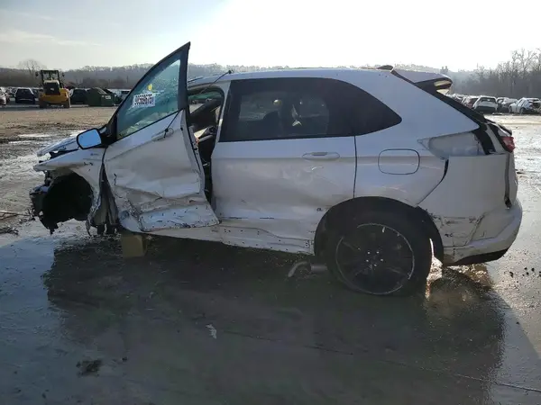 2FMPK4J98RBA83469 2024 FORD EDGE - Image 2