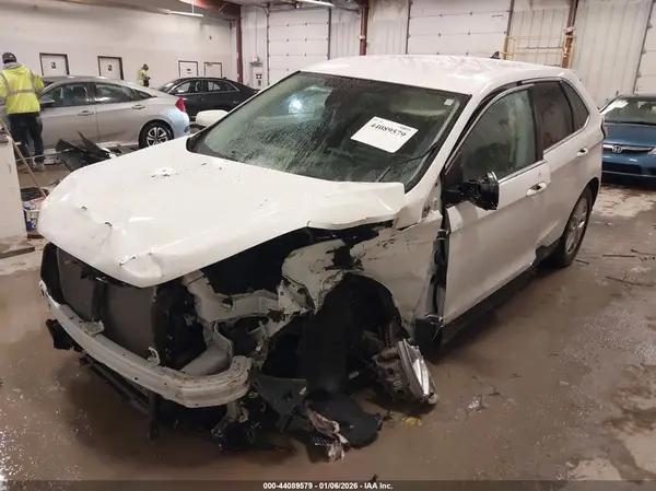2FMPK4J98RBB14364 2024 FORD EDGE - Image 2