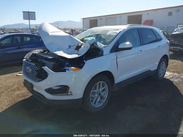 2FMPK4J98RBB15272 2024 FORD EDGE - Image 2