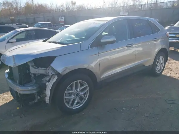 2FMPK4J99MBA65247 2021 FORD EDGE - Image 2