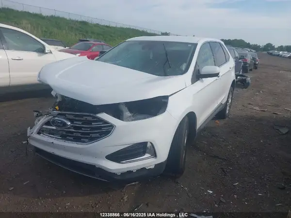 2FMPK4J99NBA56775 2022 FORD EDGE - Image 2