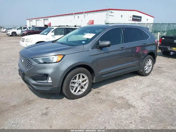 2FMPK4J99RBA19070 2024 FORD EDGE - Image 2