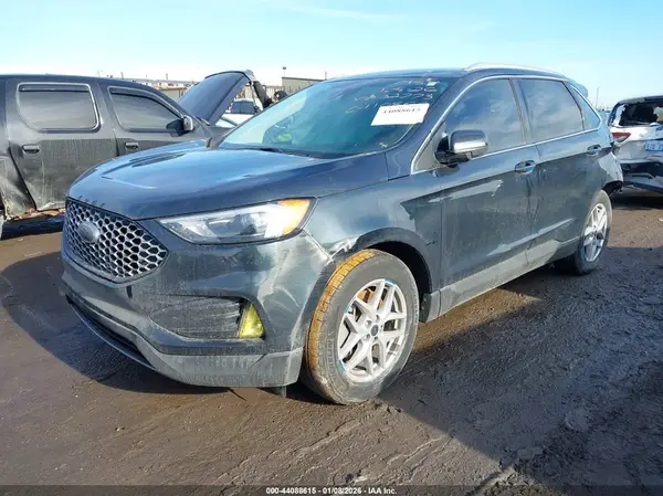 2FMPK4J99RBA32773 2024 FORD EDGE - Image 2