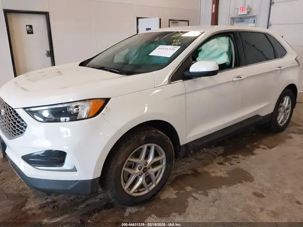 2FMPK4J99RBA76594 2024 FORD EDGE - Image 2