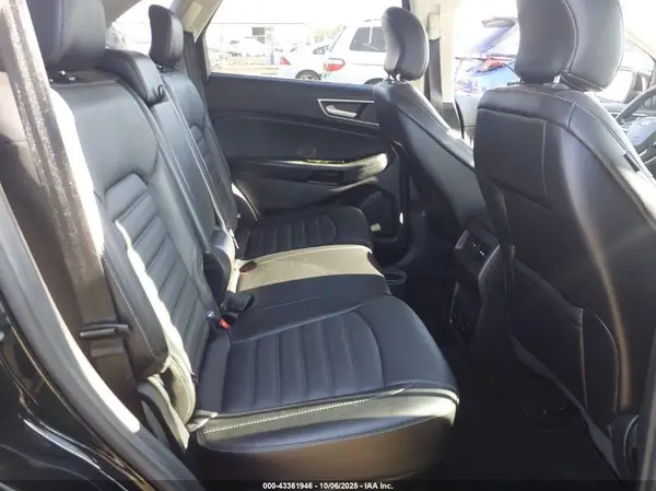 2FMPK4J9XJBB02320 2018 FORD EDGE - Image 8