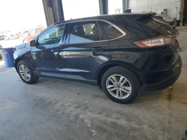 2FMPK4J9XJBB50402 2018 FORD EDGE - Image 2