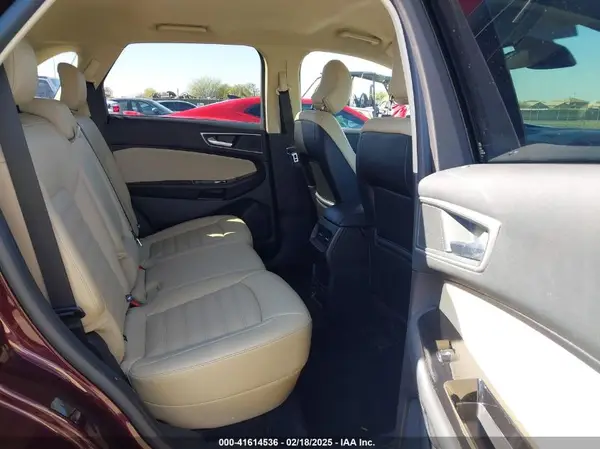 2FMPK4J9XKBB10449 2019 FORD EDGE - Image 8
