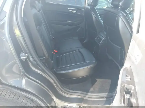 2FMPK4J9XLBA33731 2020 FORD EDGE - Image 8