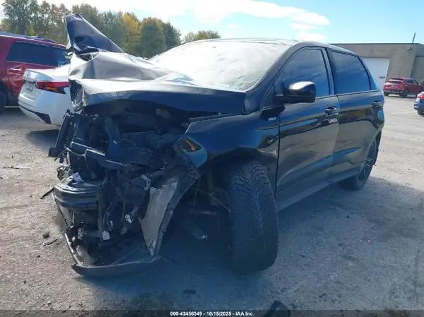 2FMPK4J9XMBA10466 2021 FORD EDGE - Image 2