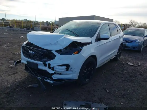 2FMPK4J9XMBA54595 2021 FORD EDGE - Image 2