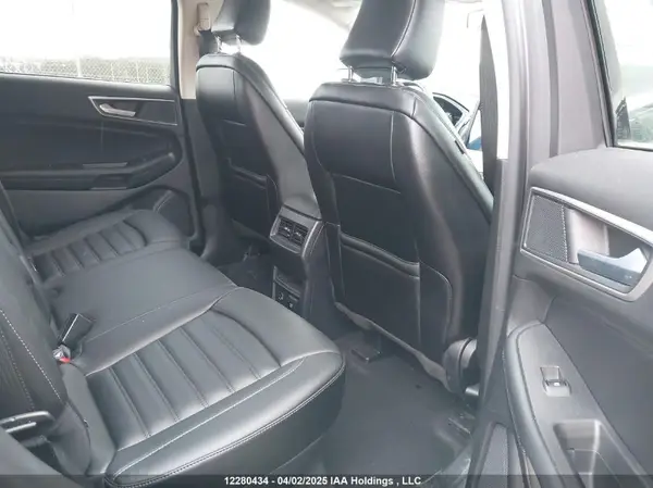 2FMPK4J9XNBA05673 2022 FORD EDGE - Image 8
