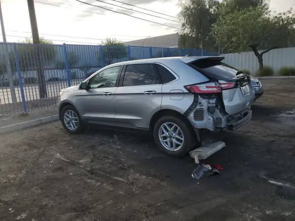 2FMPK4J9XNBA54551 2022 FORD EDGE - Image 2