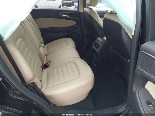 2FMPK4J9XNBA60687 2022 FORD EDGE - Image 8