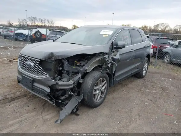 2FMPK4J9XPBA35775 2023 FORD EDGE - Image 2