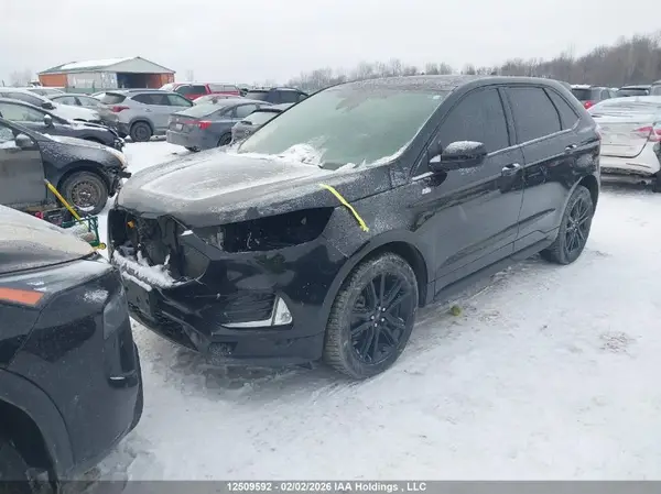 2FMPK4J9XRBA21815 2024 FORD EDGE - Image 2