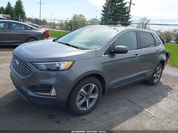 2FMPK4J9XRBA27386 2024 FORD EDGE - Image 2