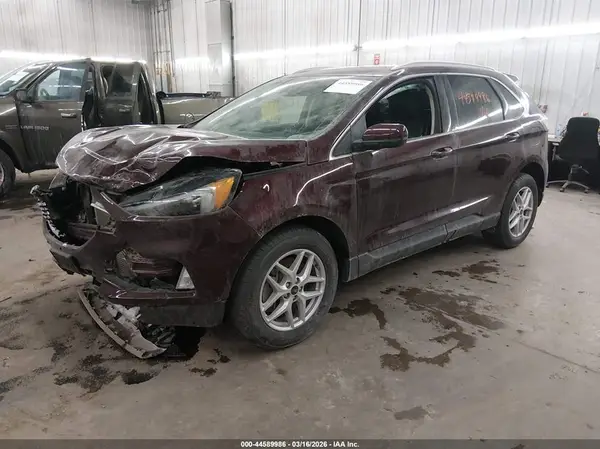 2FMPK4J9XRBA34807 2024 FORD EDGE - Image 2
