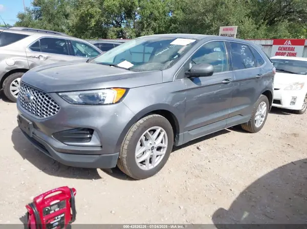 2FMPK4J9XRBA37285 2024 FORD EDGE - Image 2