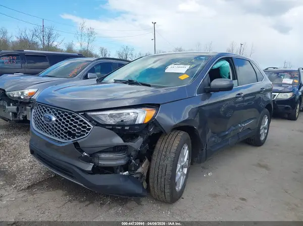 2FMPK4J9XRBA49520 2024 FORD EDGE - Image 2