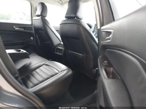 2FMPK4J9XRBA49985 2024 FORD EDGE - Image 8
