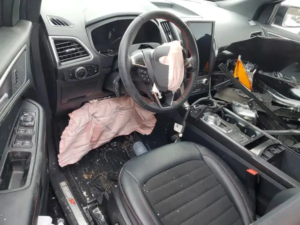 2FMPK4J9XRBA57522 2024 FORD EDGE - Image 8