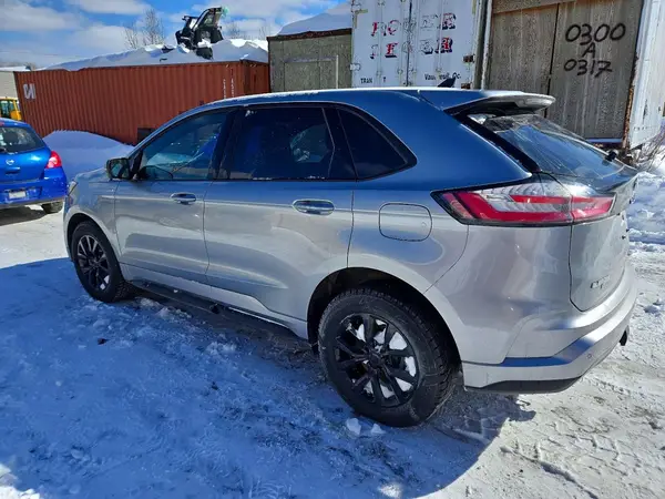 2FMPK4J9XRBA64650 2024 FORD EDGE - Image 2
