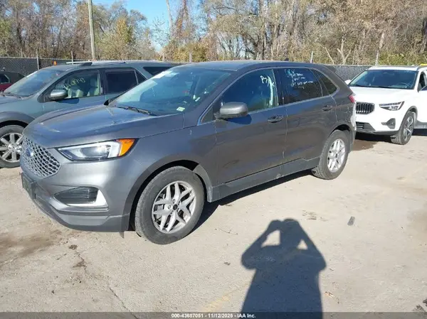 2FMPK4J9XRBA78189 2024 FORD EDGE - Image 2