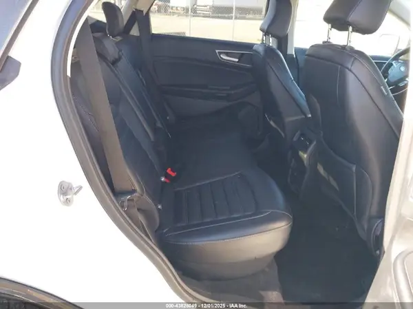2FMPK4J9XRBA85885 2024 FORD EDGE - Image 8