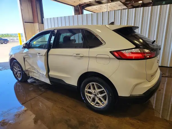 2FMPK4J9XRBA96384 2024 FORD EDGE - Image 2