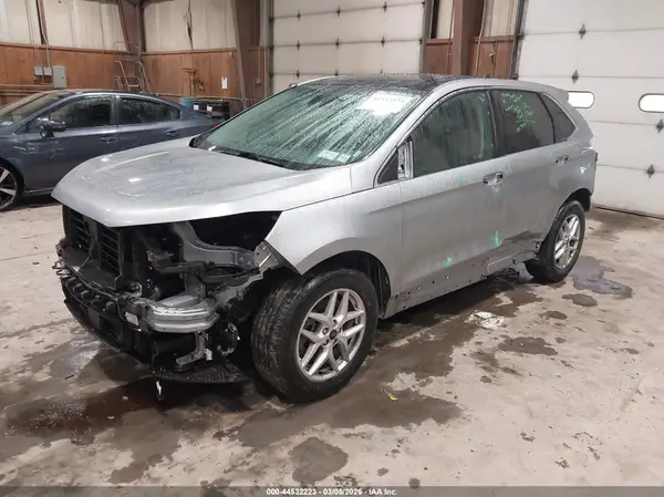 2FMPK4J9XRBB05052 2024 FORD EDGE - Image 2