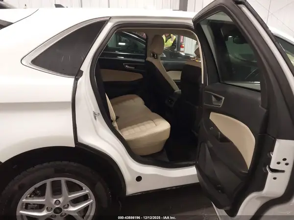 2FMPK4J9XRBB07237 2024 FORD EDGE - Image 8