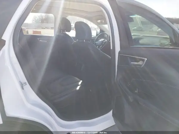 2FMPK4K82HBC15274 2017 FORD EDGE - Image 8