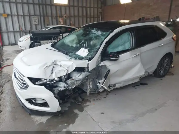 2FMPK4K90LBB55464 2020 FORD EDGE - Image 2