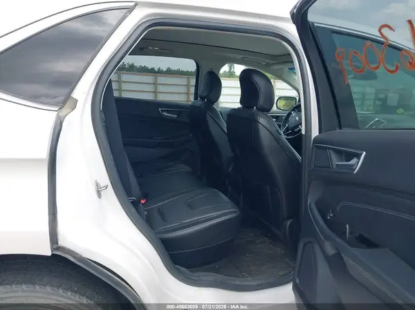 2019 FORD EDGE auction photo 8